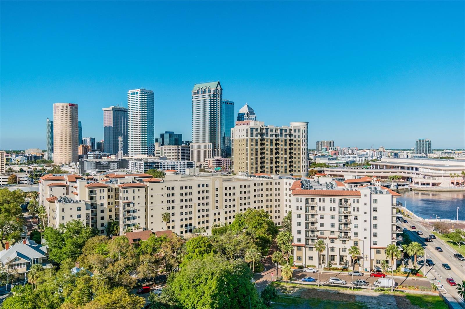 345 BAYSHORE BLVD #906