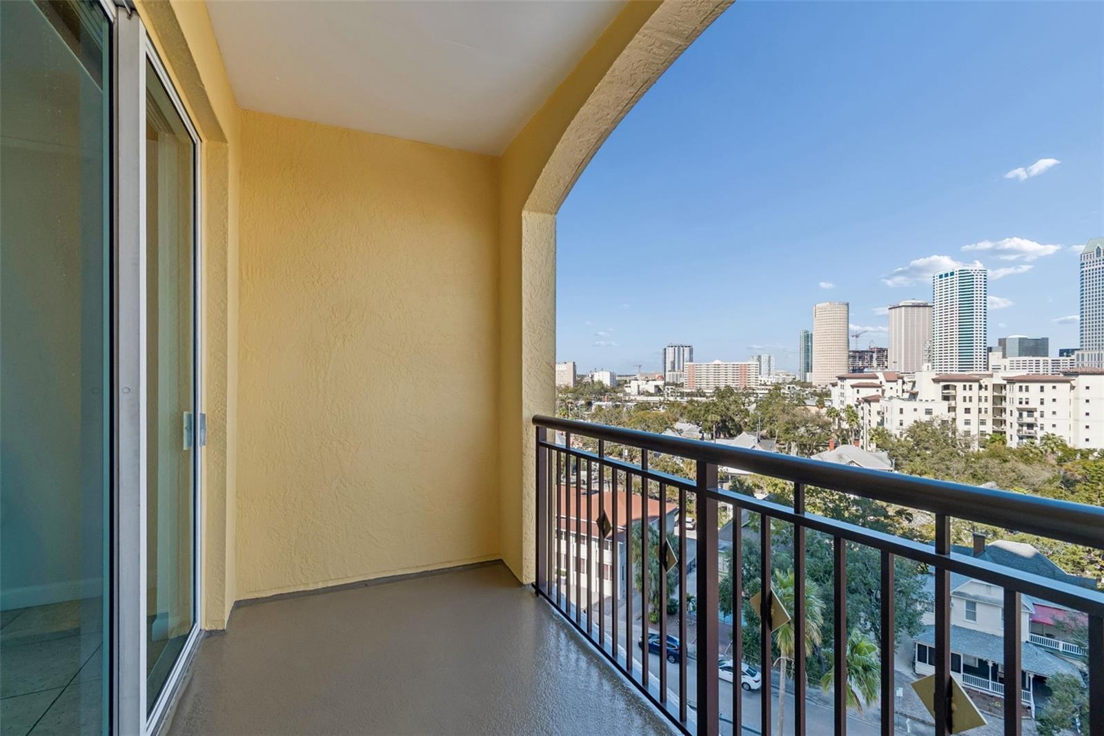 345 BAYSHORE BLVD #906