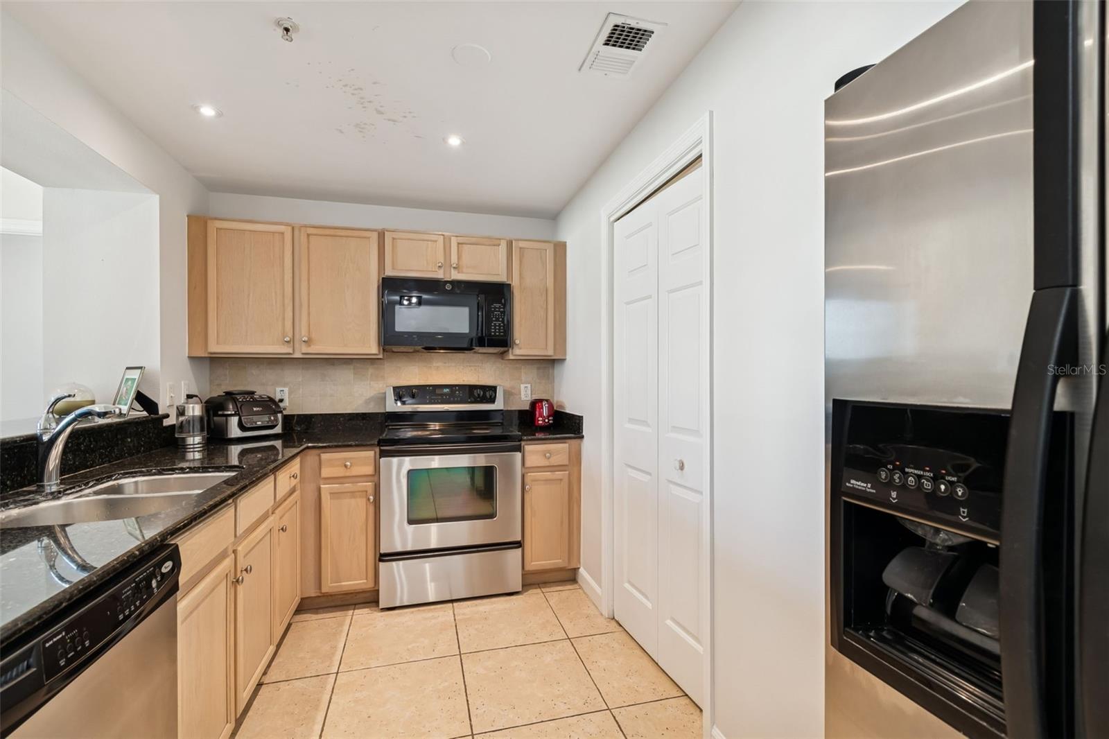 345 BAYSHORE BLVD #906