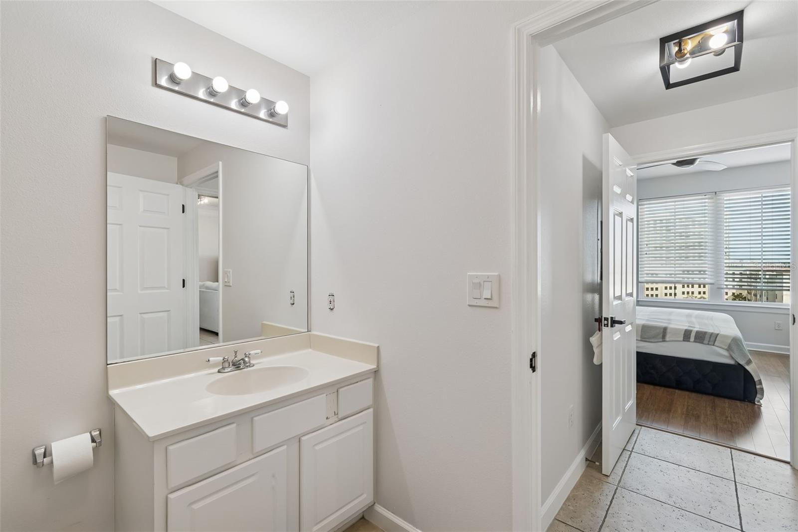 345 BAYSHORE BLVD #906