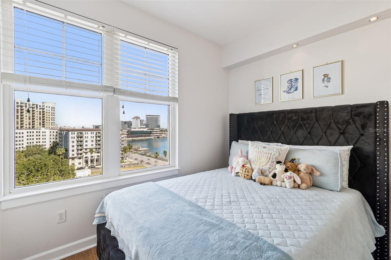 345 BAYSHORE BLVD #906