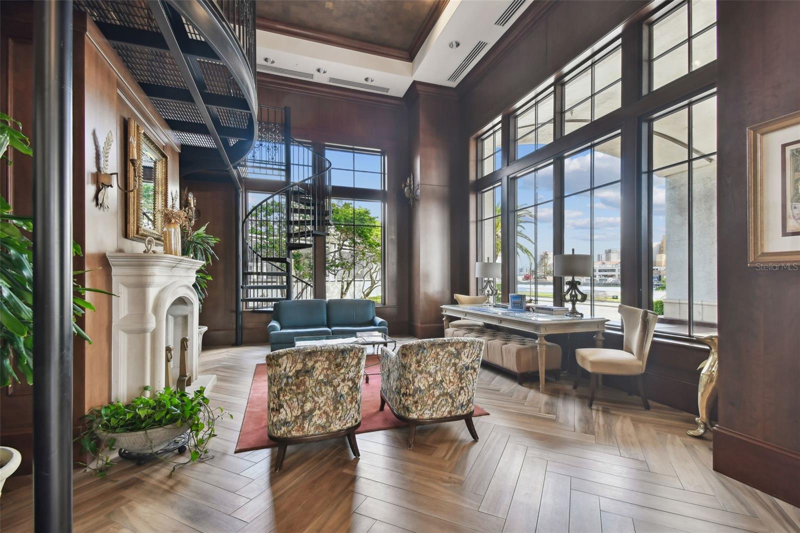 345 BAYSHORE BLVD #906