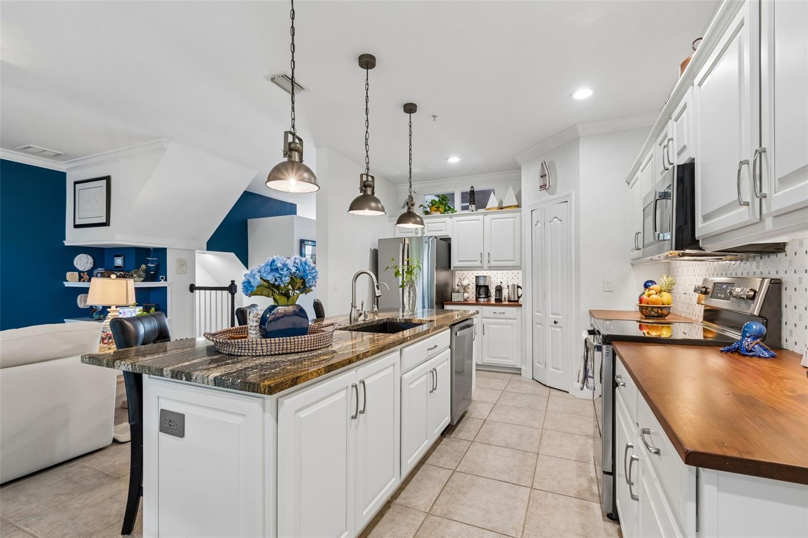 3112 OYSTER BAYOU WAY
