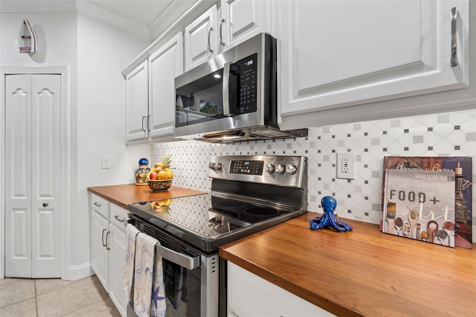 3112 OYSTER BAYOU WAY