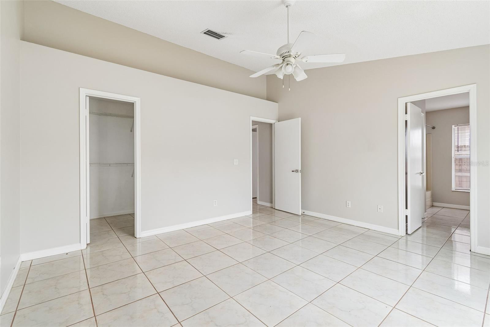 10105 SEA SPRAY PL
