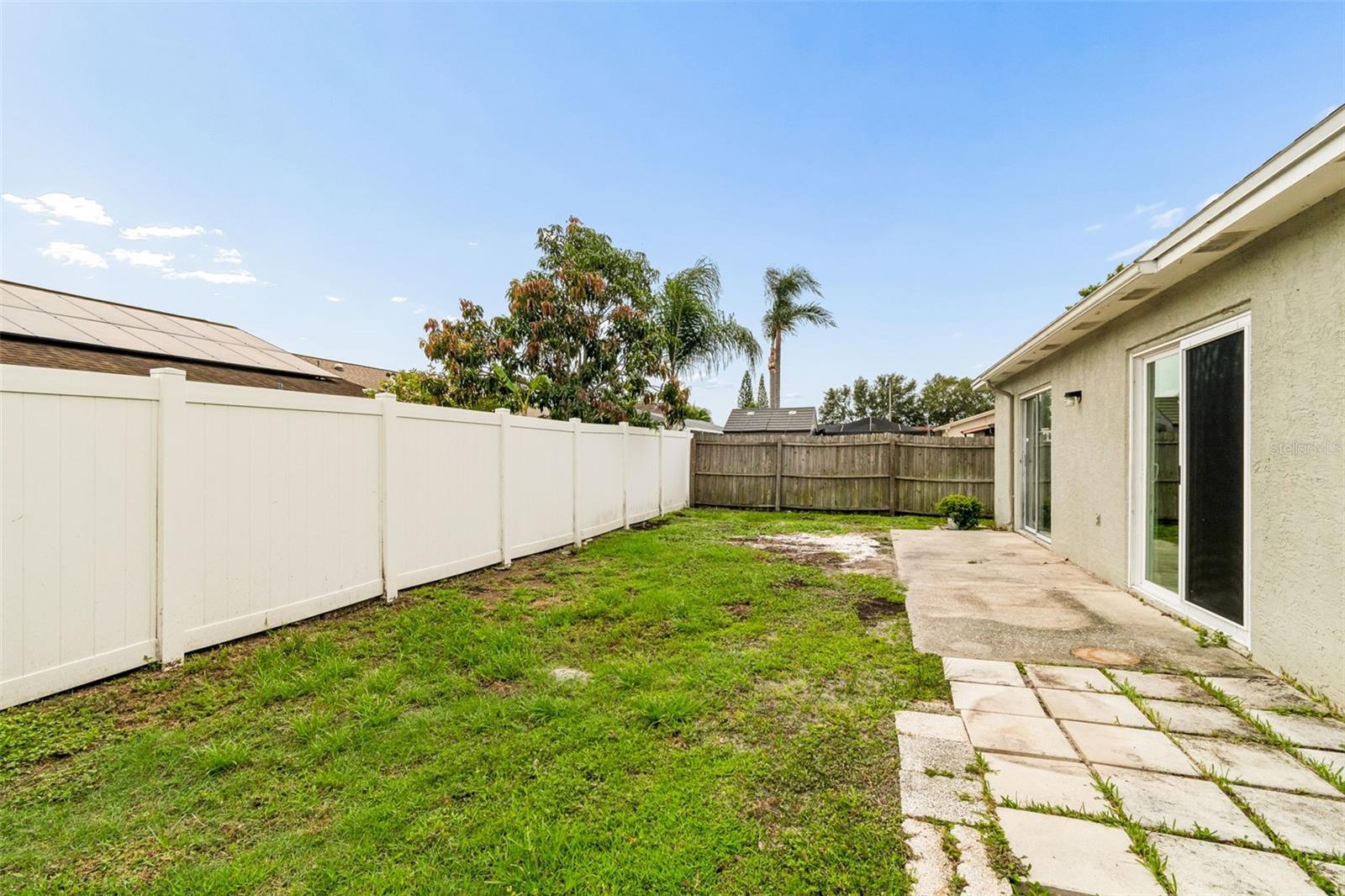 10105 SEA SPRAY PL