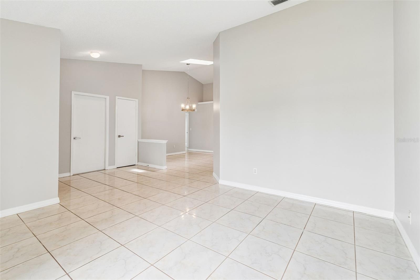 10105 SEA SPRAY PL