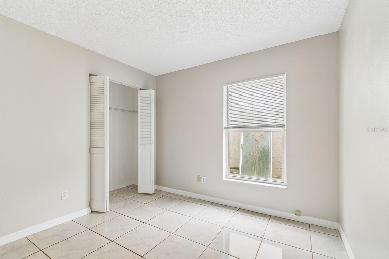 10105 SEA SPRAY PL
