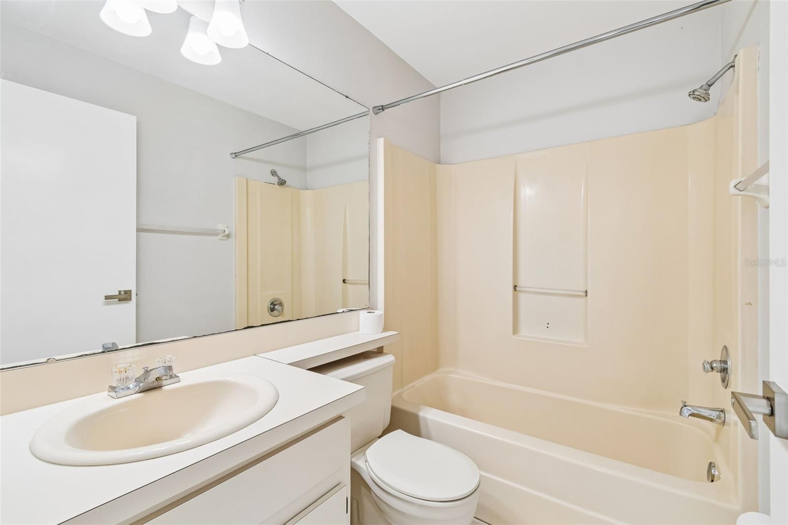10105 SEA SPRAY PL