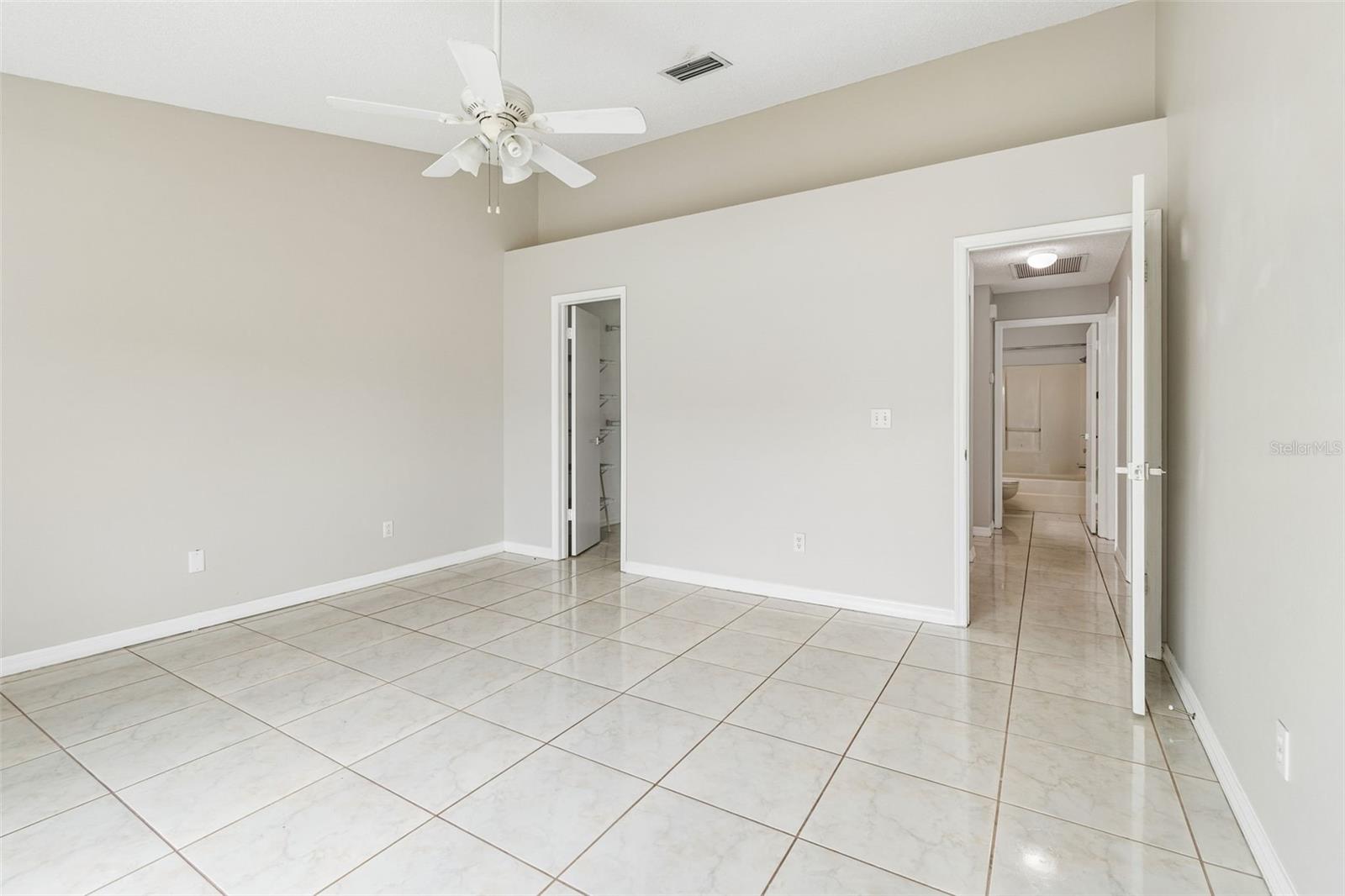 10105 SEA SPRAY PL