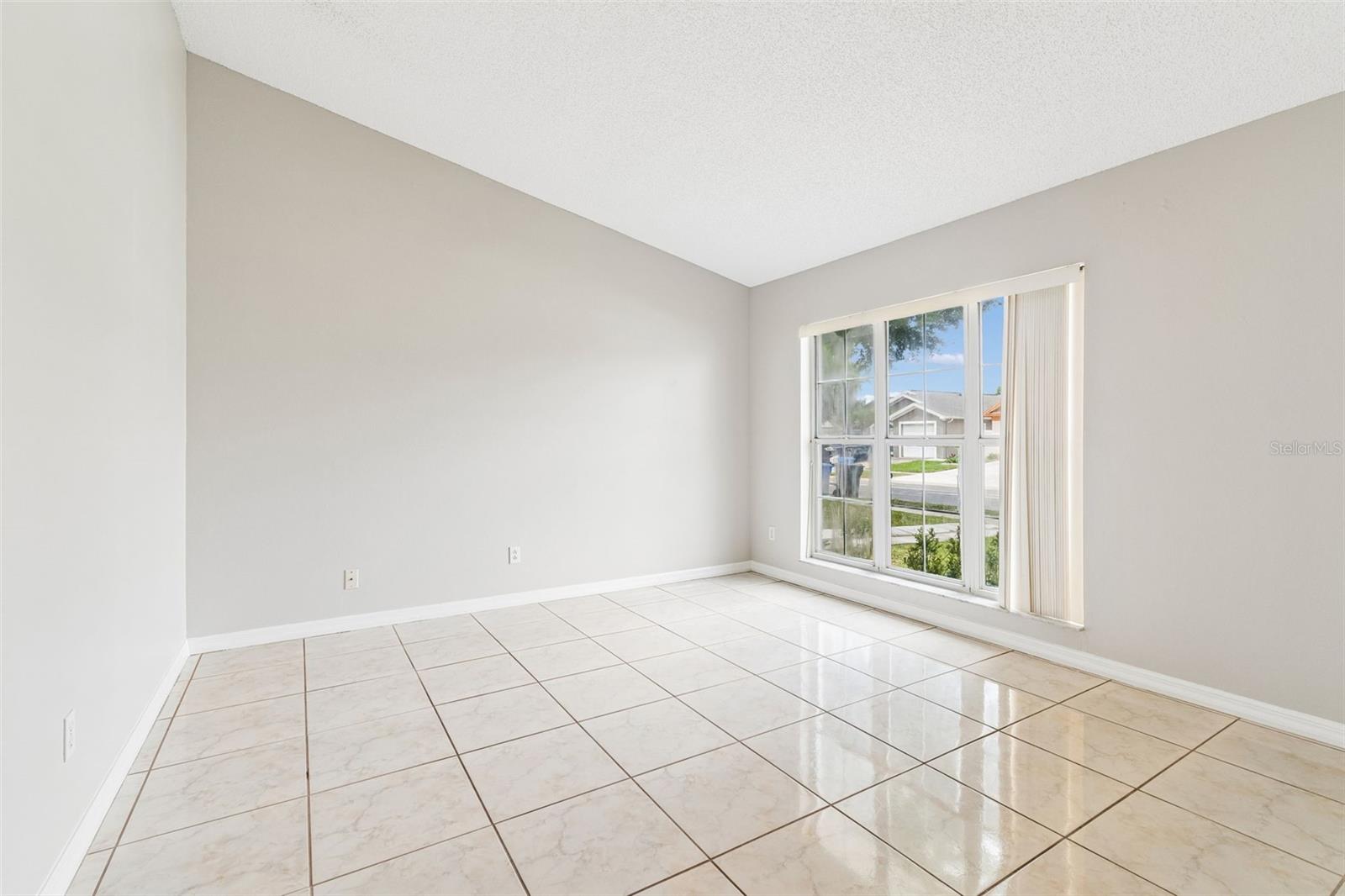 10105 SEA SPRAY PL