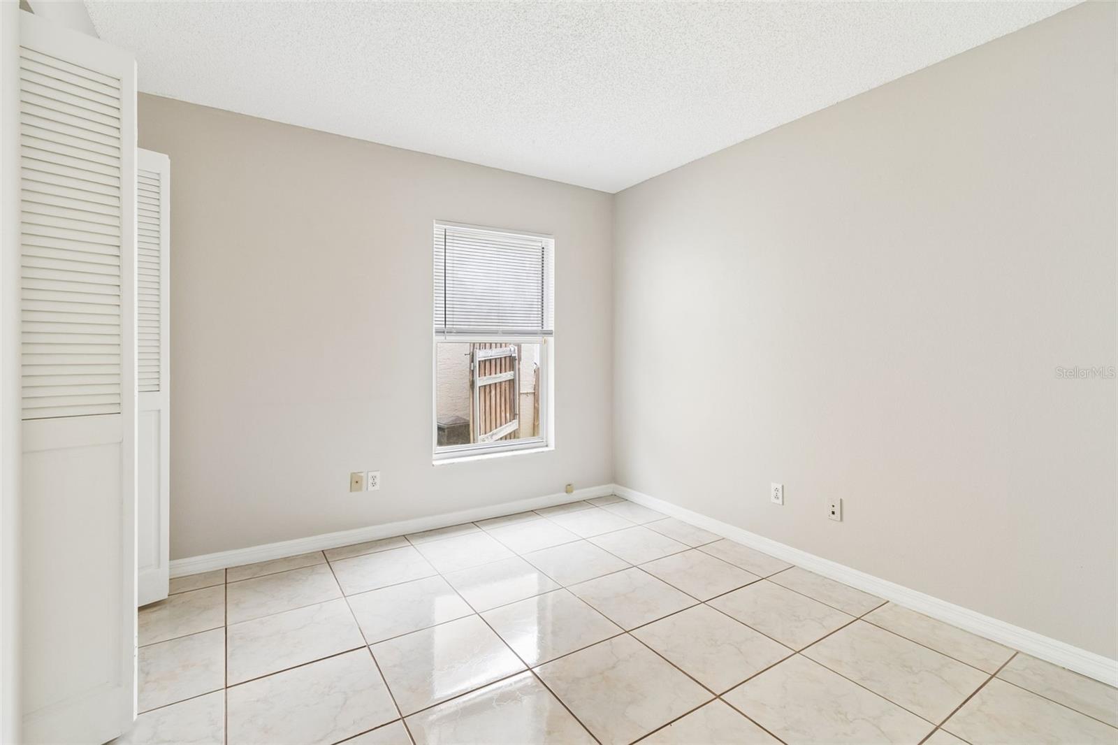 10105 SEA SPRAY PL
