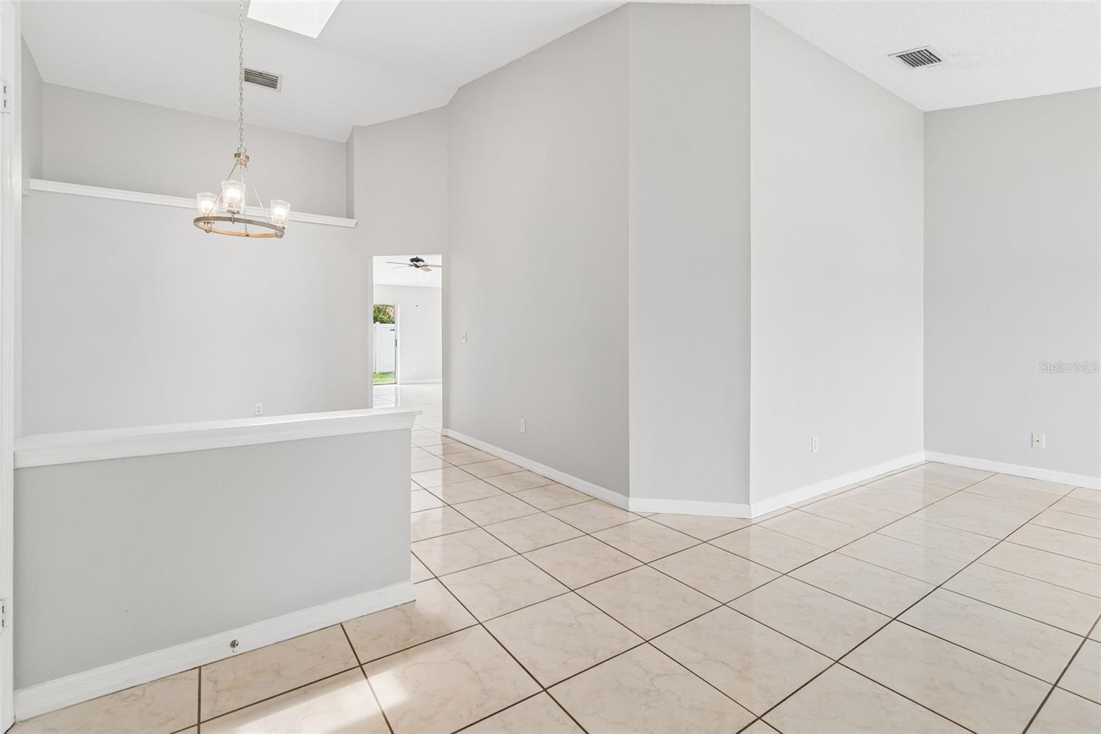 10105 SEA SPRAY PL