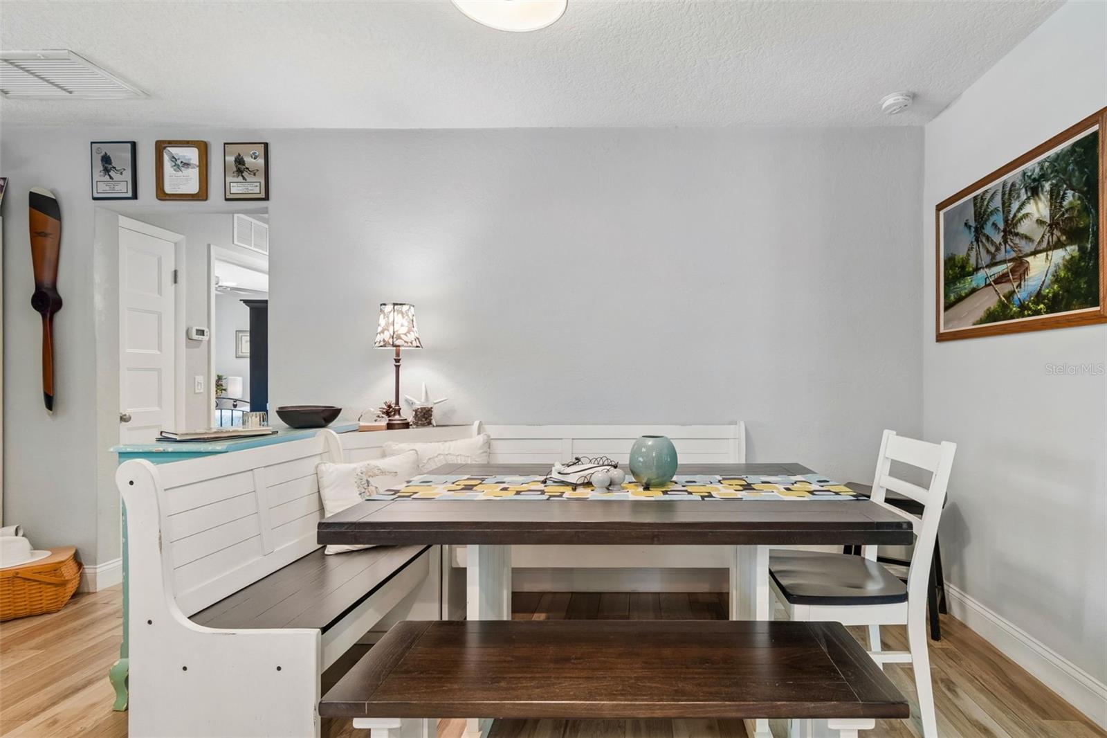 1207 KAPOK CIR