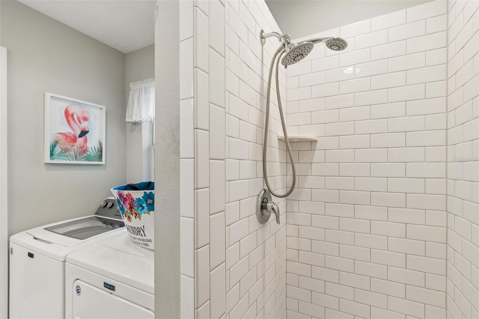 1207 KAPOK CIR
