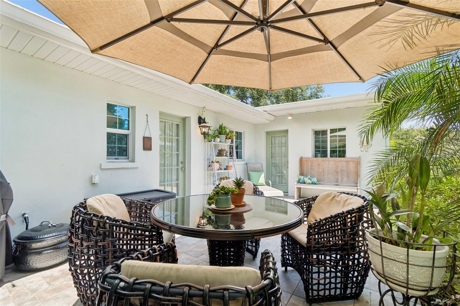 1207 KAPOK CIR