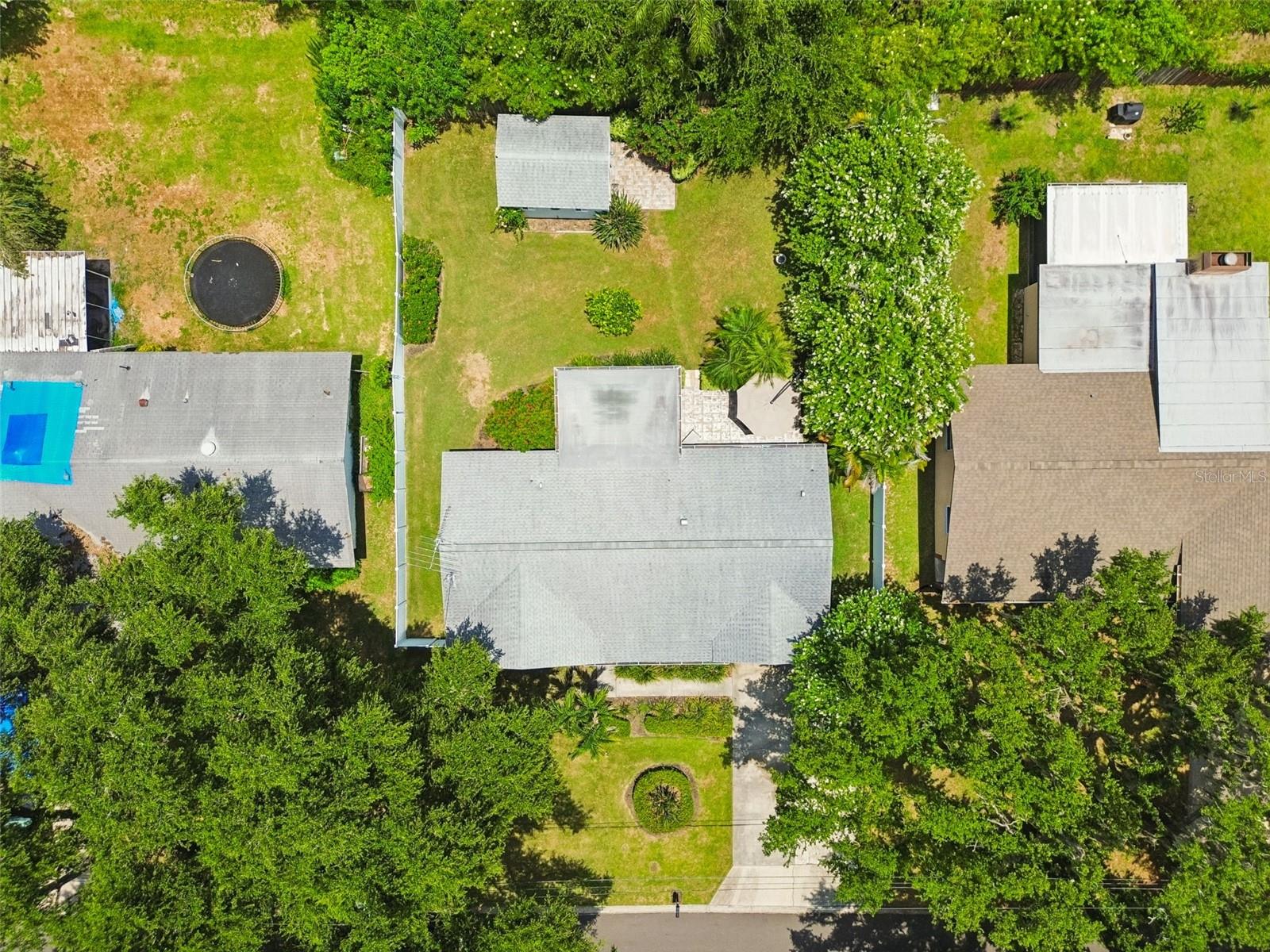 1207 KAPOK CIR