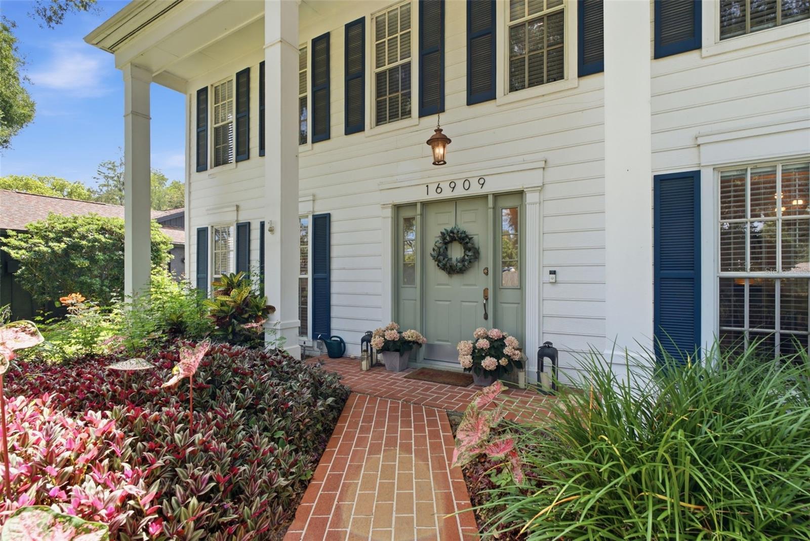 16909 ROLLING ROCK DR