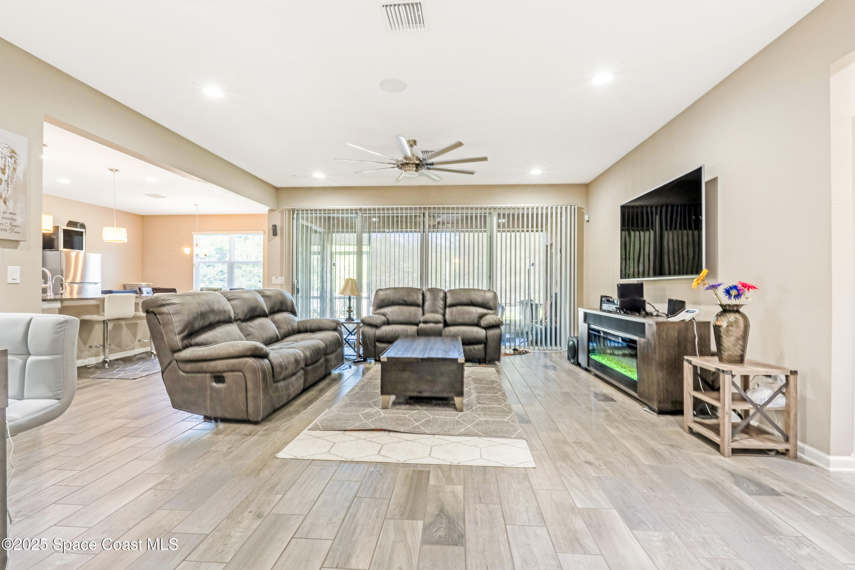 1626 Highbanks Circle