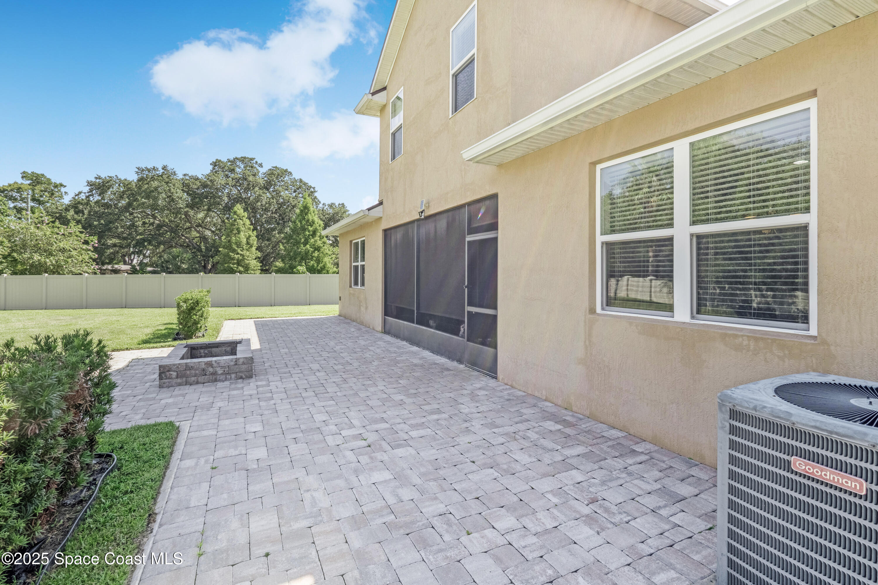 1626 Highbanks Circle