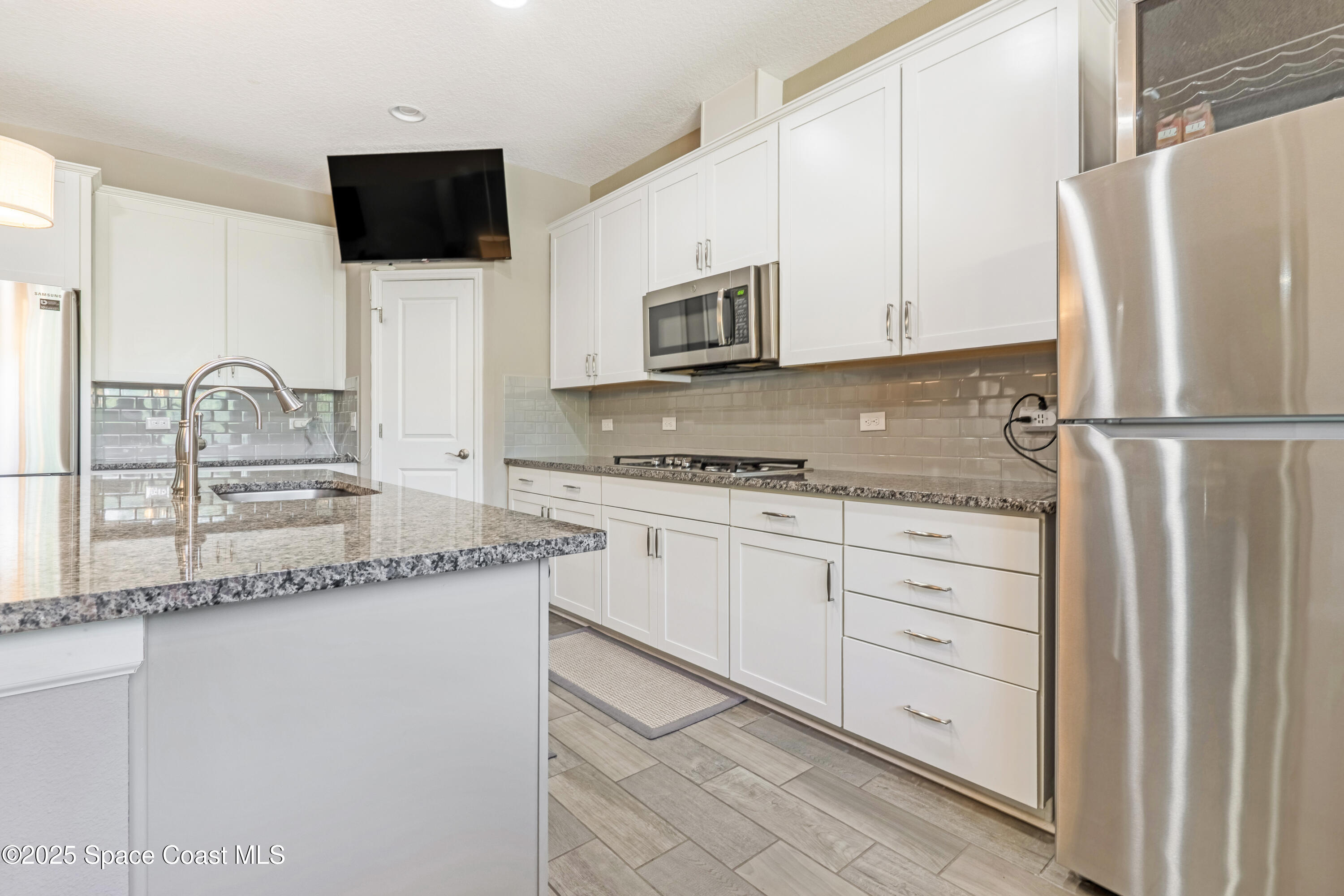 1626 Highbanks Circle