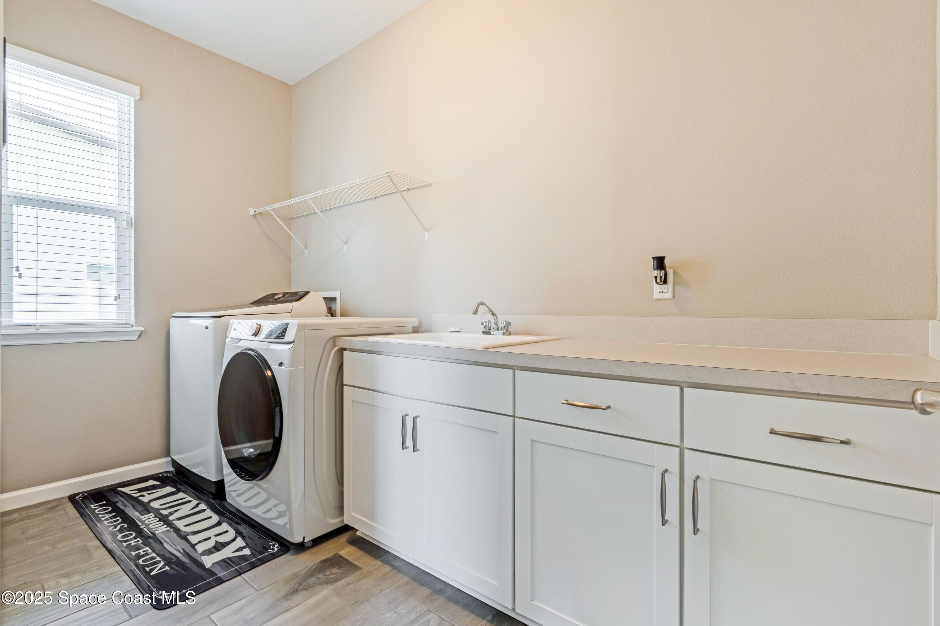 1626 Highbanks Circle