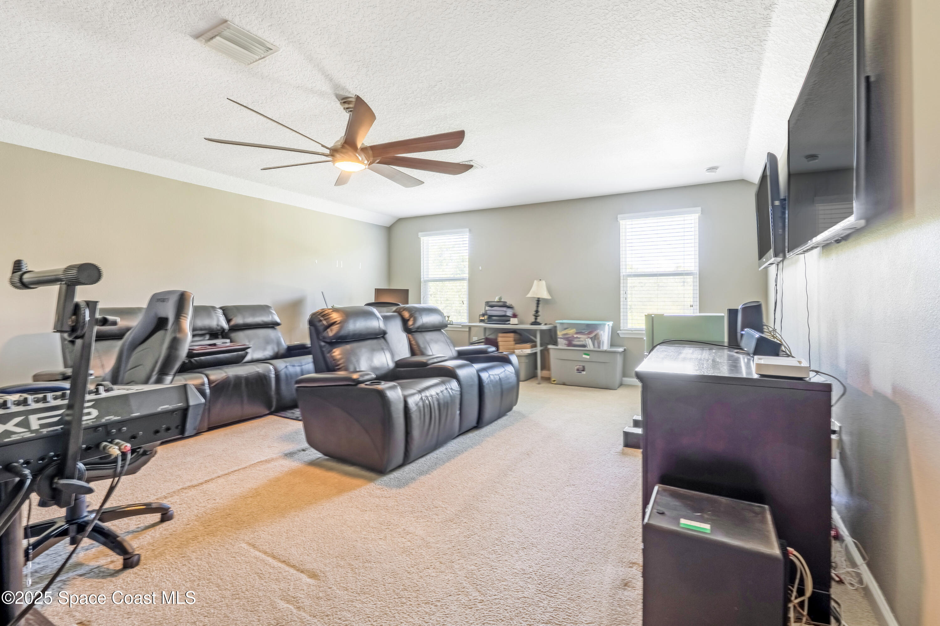 1626 Highbanks Circle