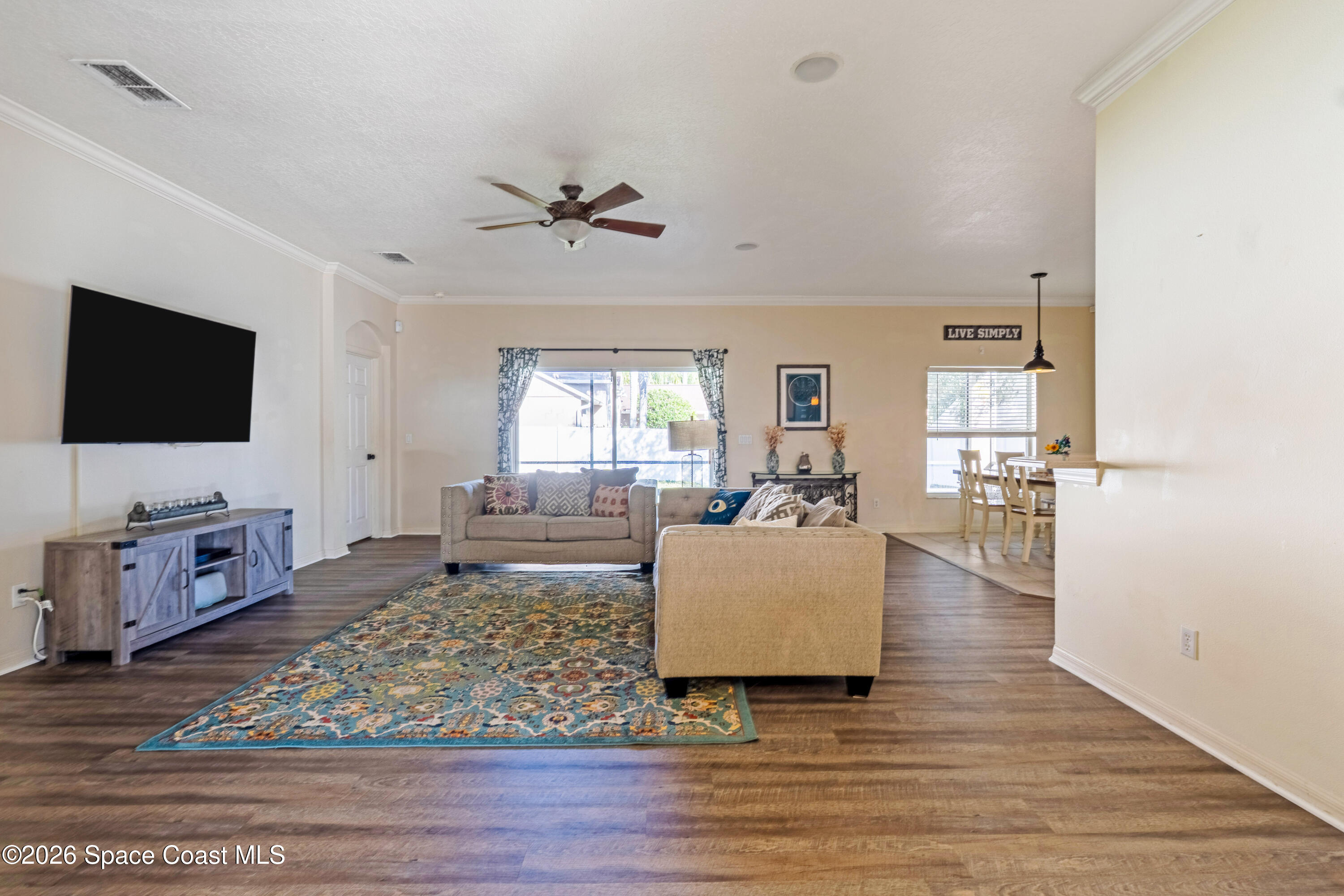 5895 Autumn Chase Circle