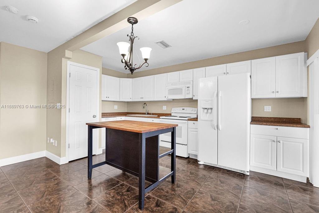 388 NW 103rd Ter # 388