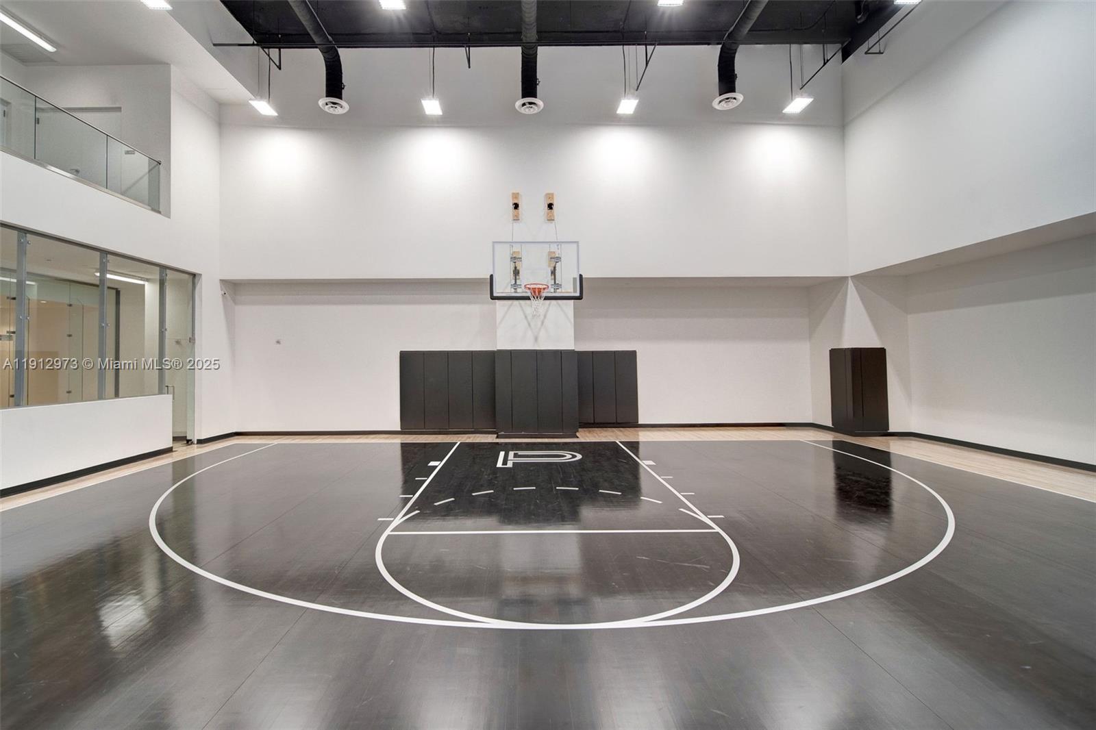 851 NE 1st Ave # 1107