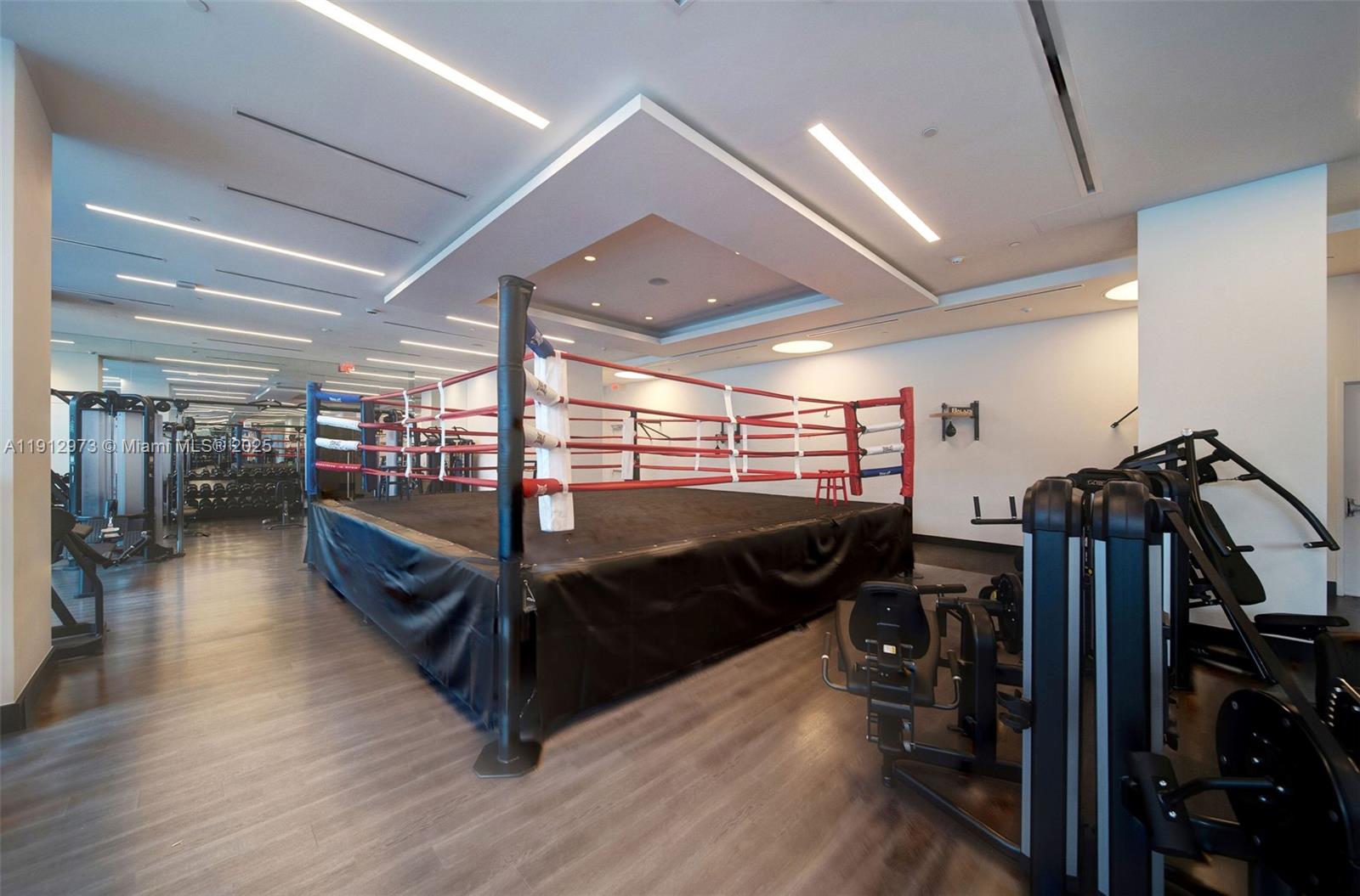 851 NE 1st Ave # 1107