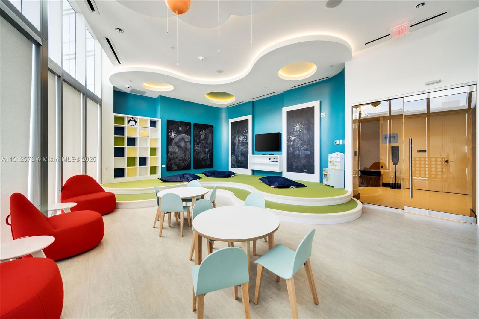 851 NE 1st Ave # 1107