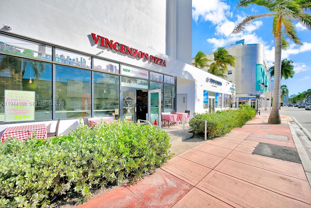 7135 Collins Ave # 435