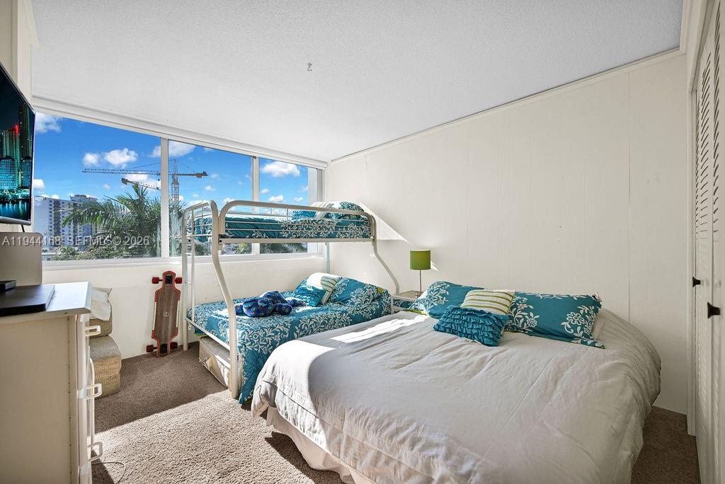 7135 Collins Ave # 435