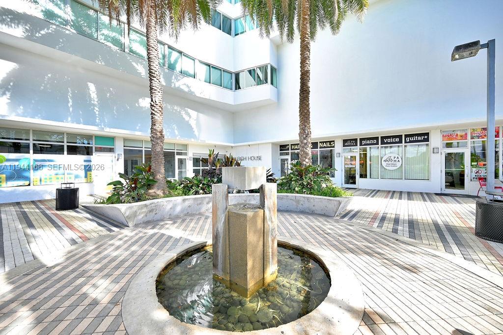 7135 Collins Ave # 435