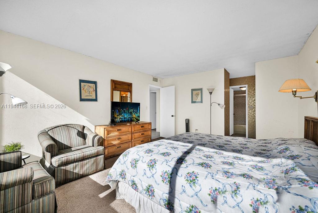 7135 Collins Ave # 435