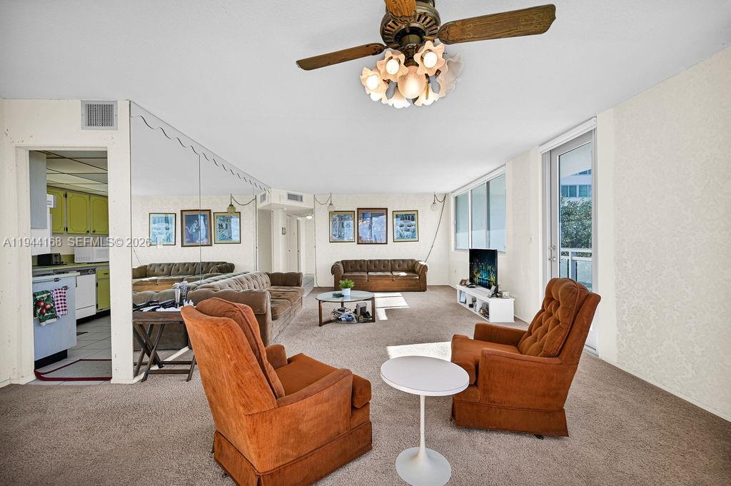 7135 Collins Ave # 435