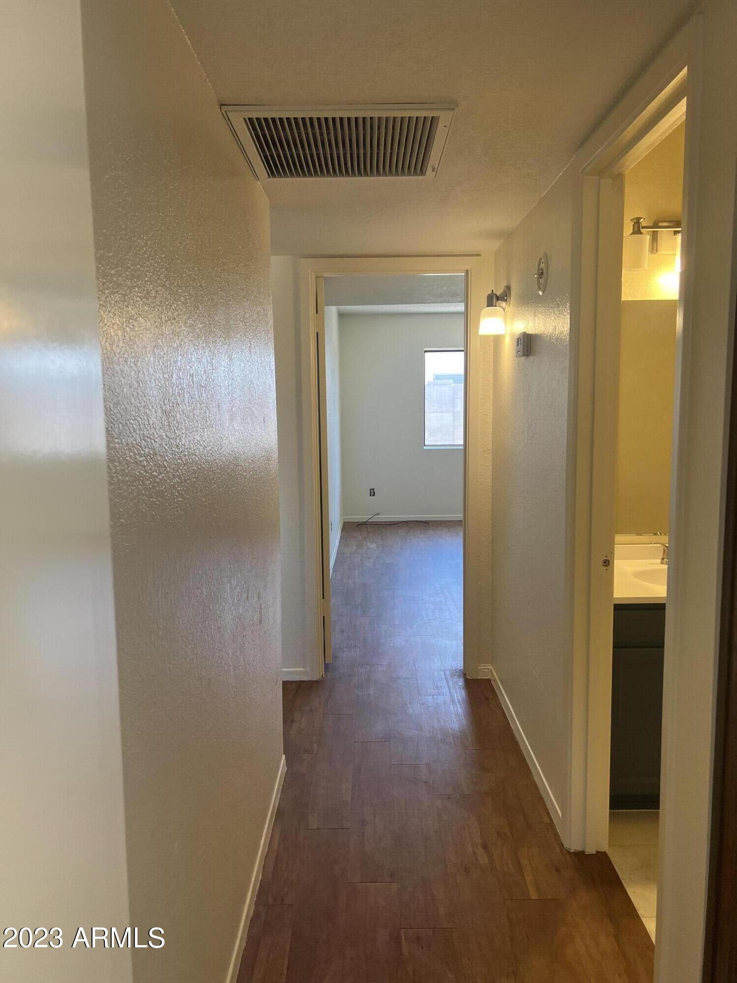 8257 W Santa Cruz Boulevard, 103