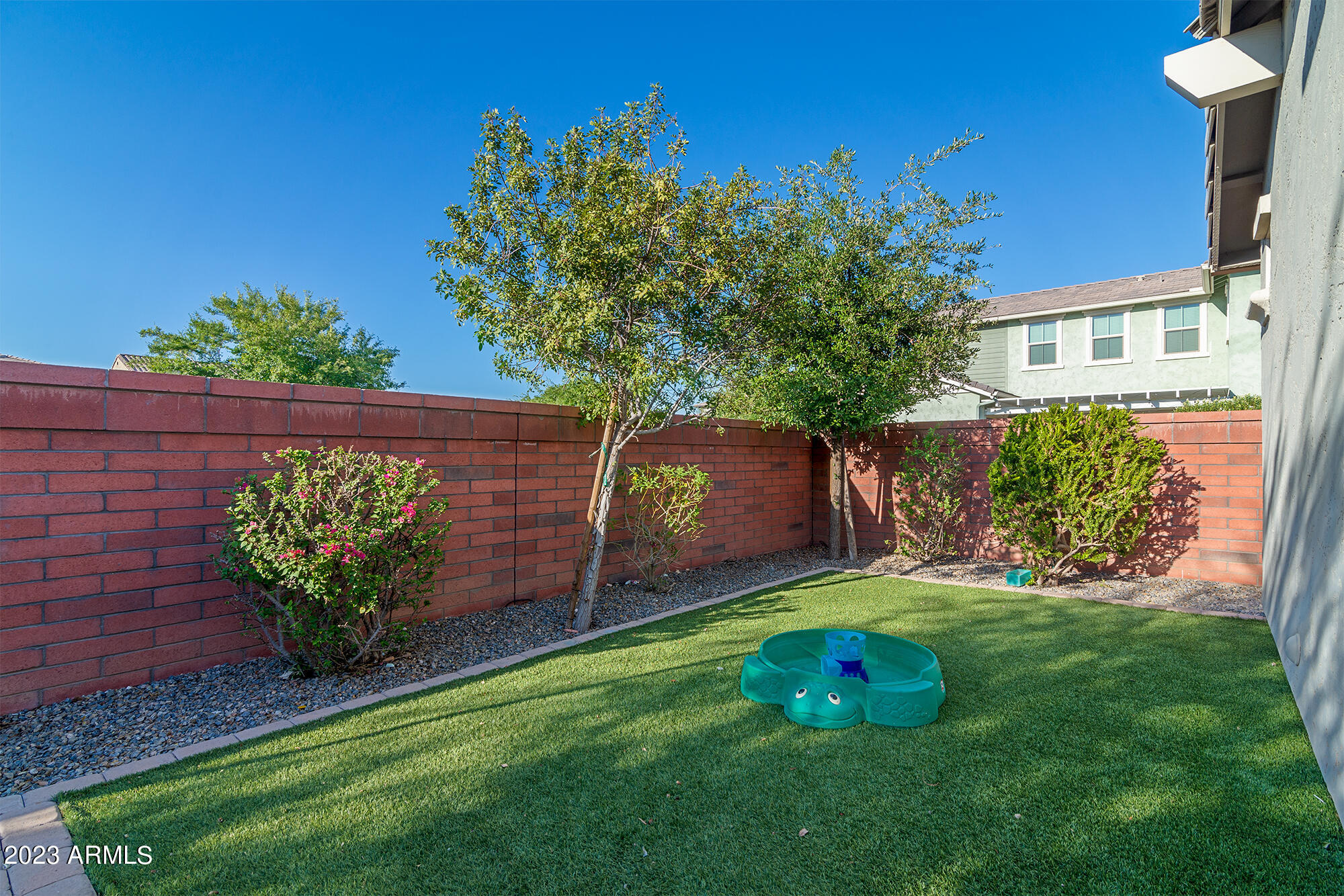 3868 E Gunnell Lane