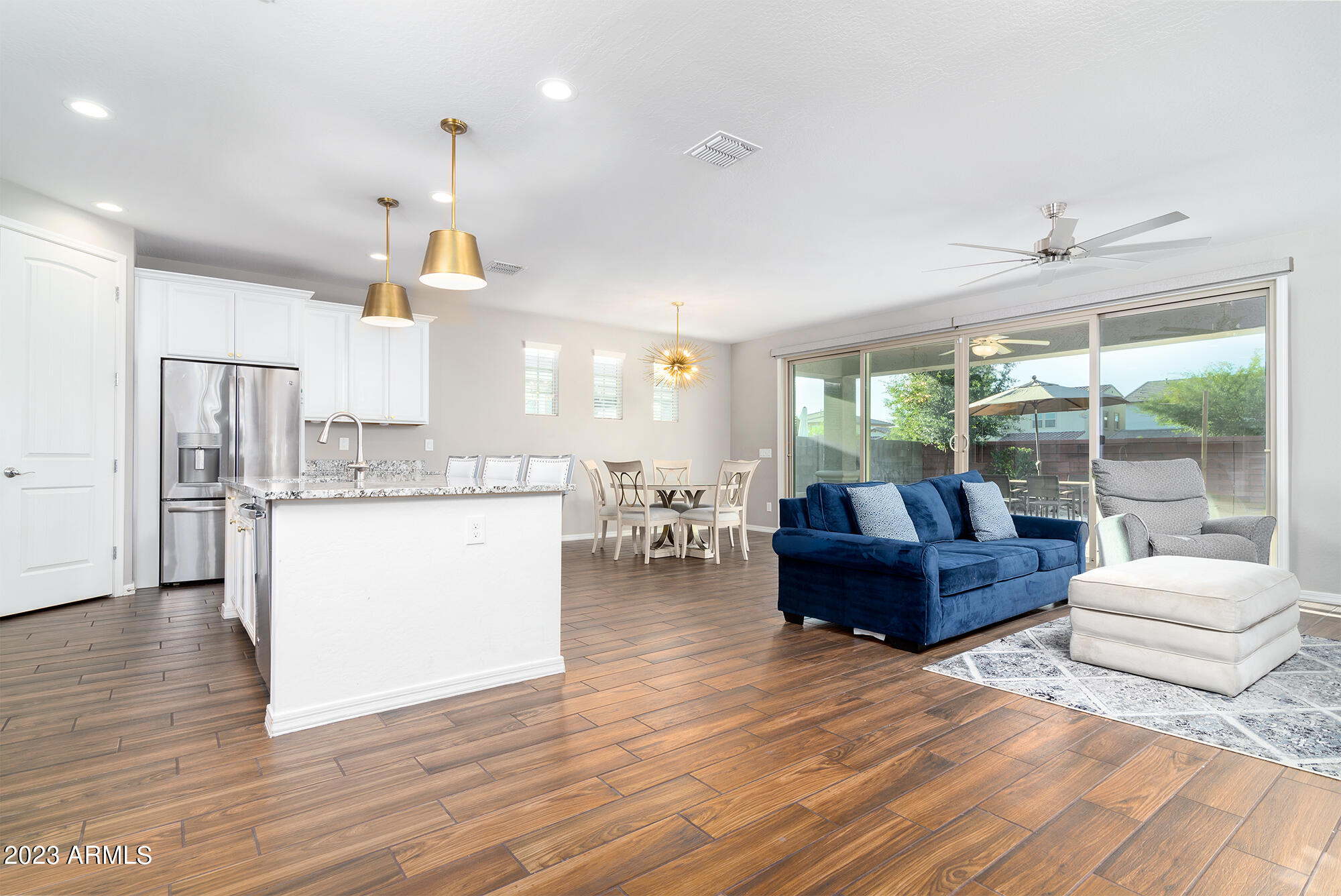 3868 E Gunnell Lane