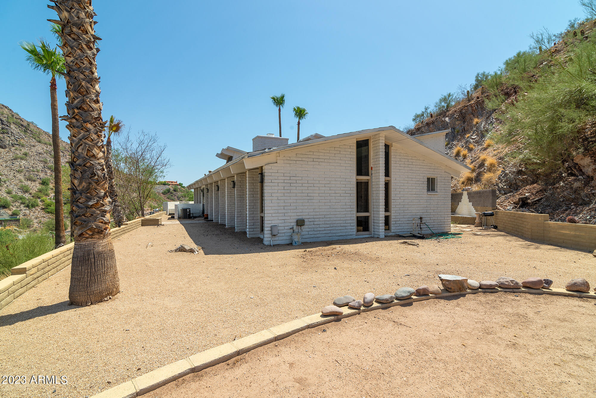 7122 N 40TH Street