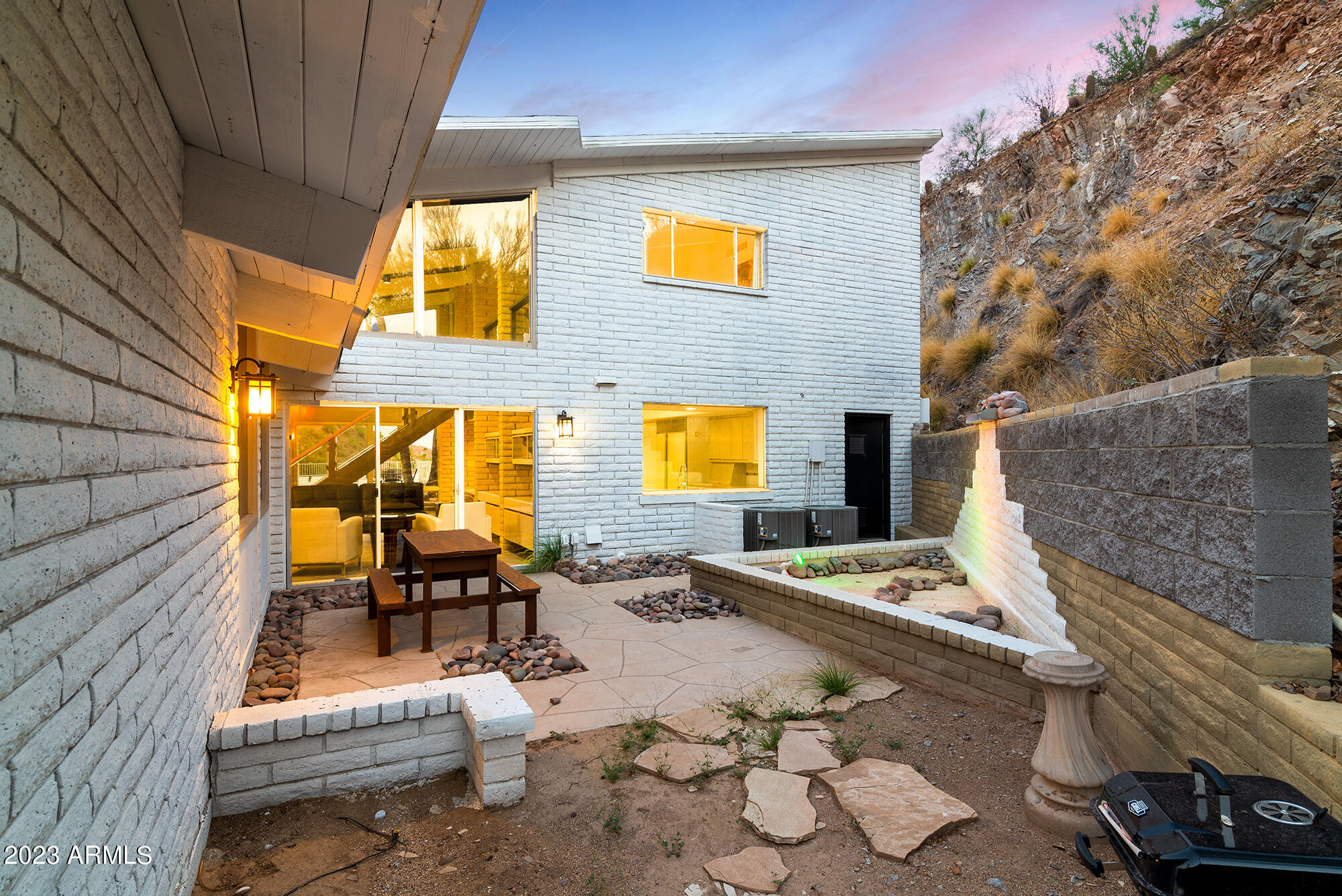 7122 N 40TH Street