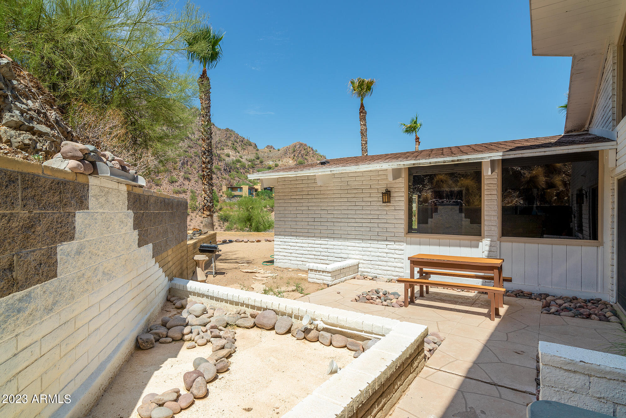 7122 N 40TH Street