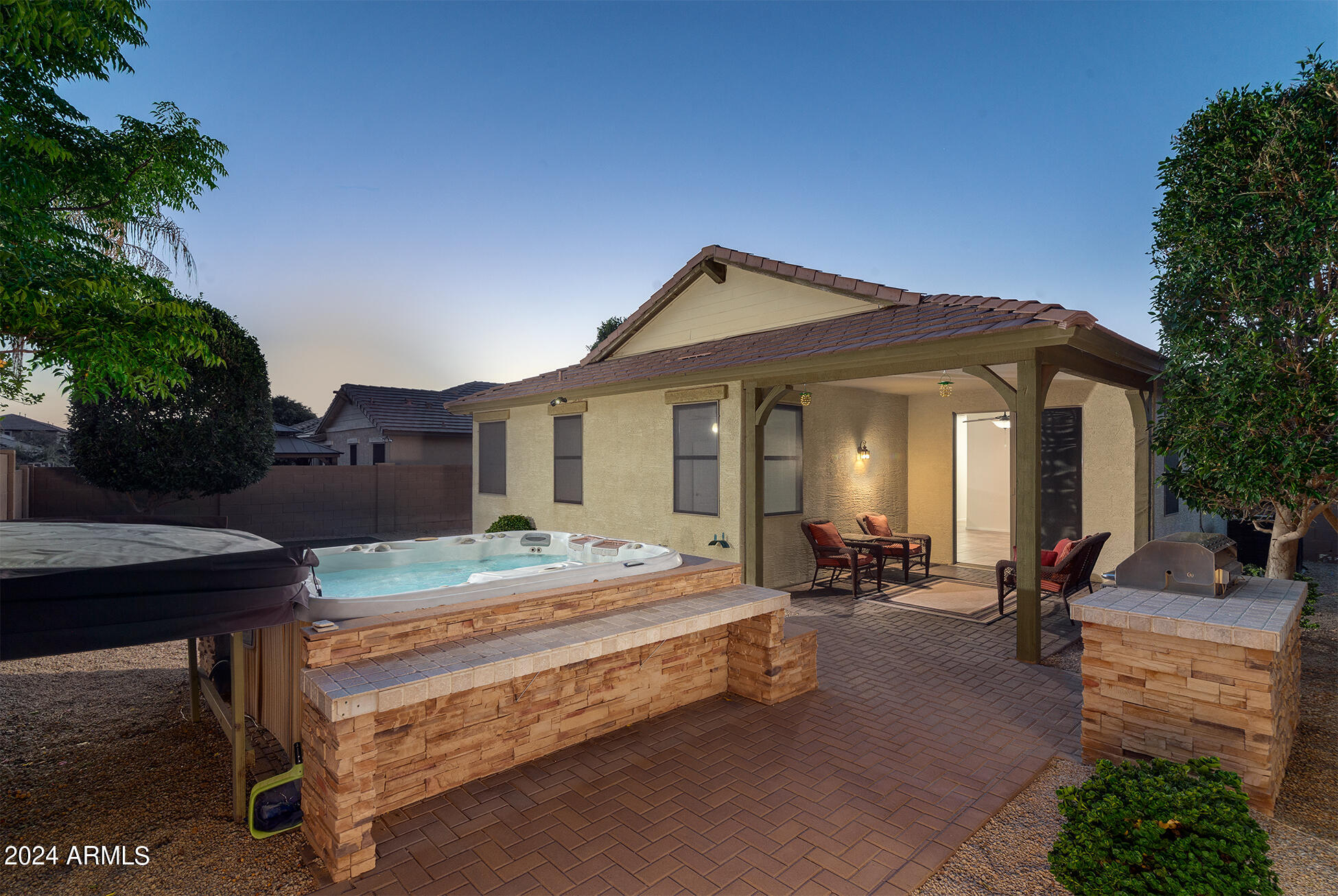 2723 E CANYON CREEK Drive