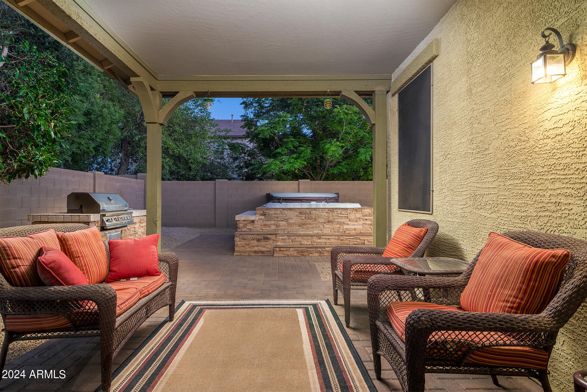 2723 E CANYON CREEK Drive