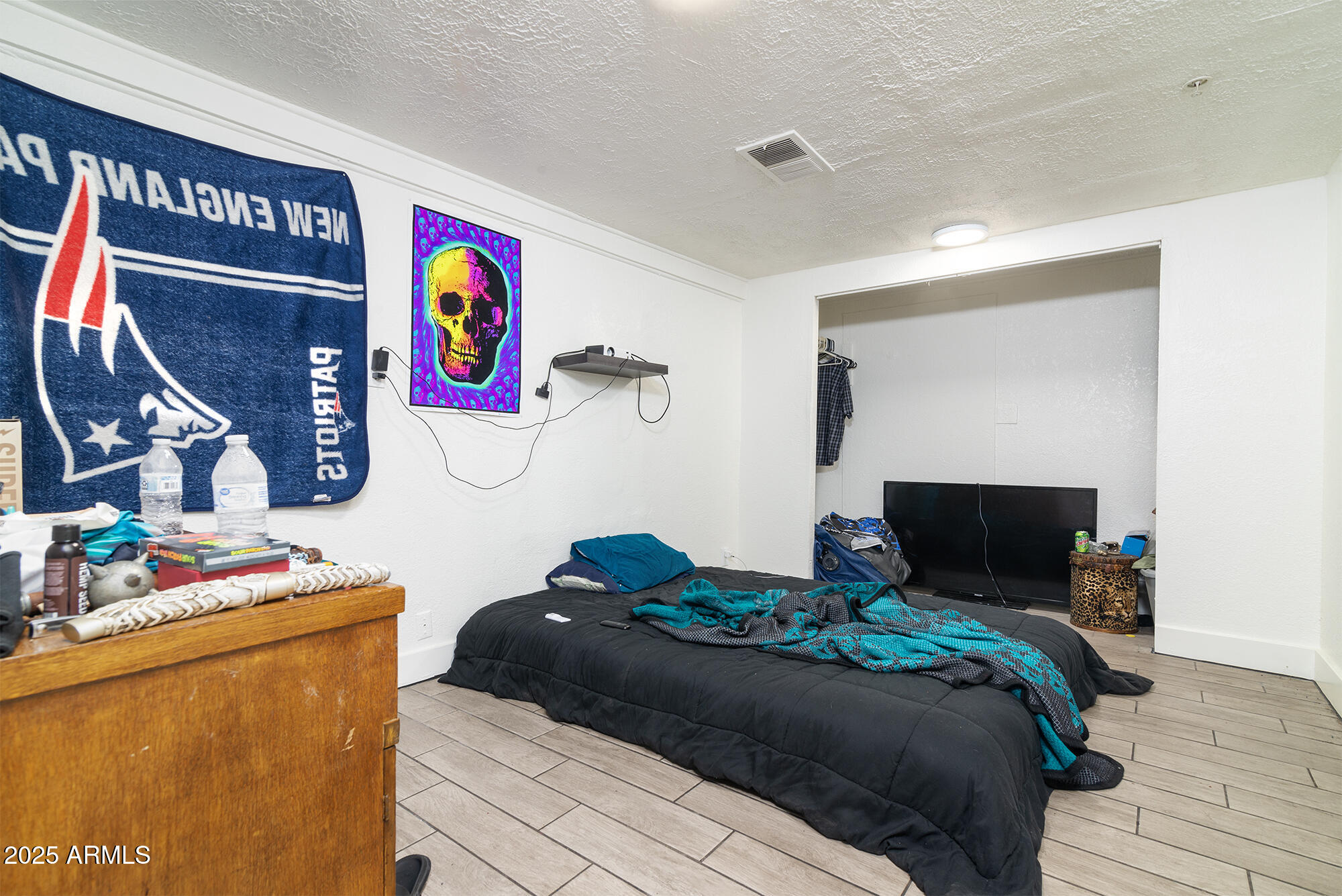2231 N 25TH Place