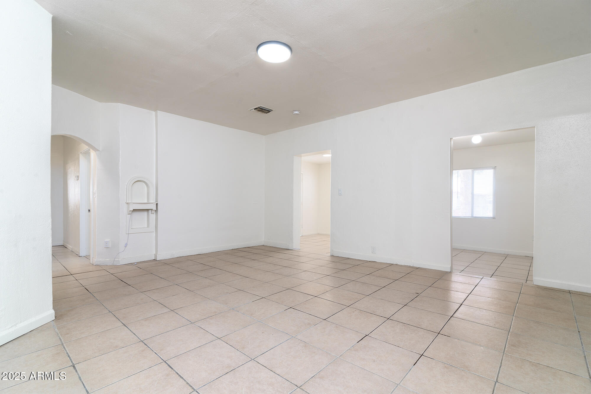 2231 N 25TH Place