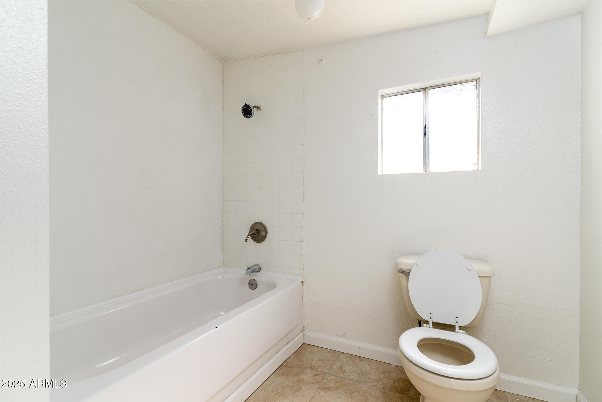 2231 N 25TH Place