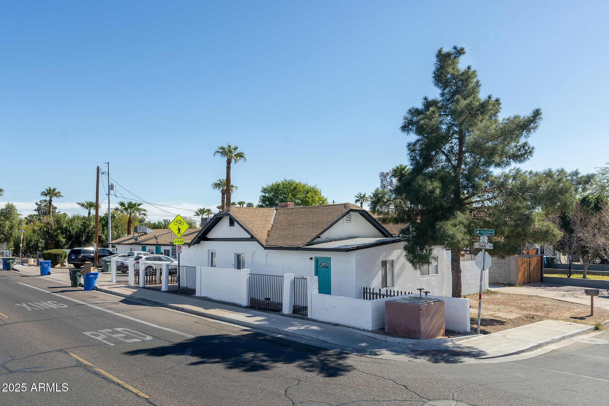 2231 N 25TH Place
