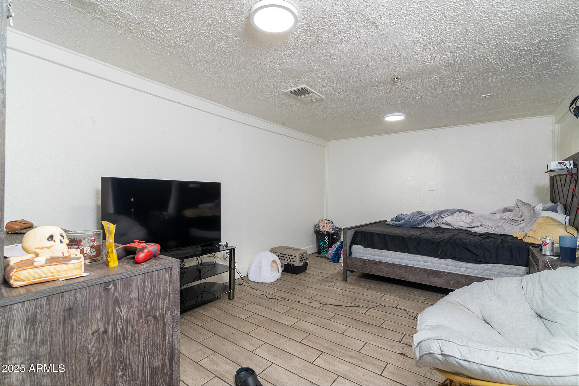 2231 N 25TH Place